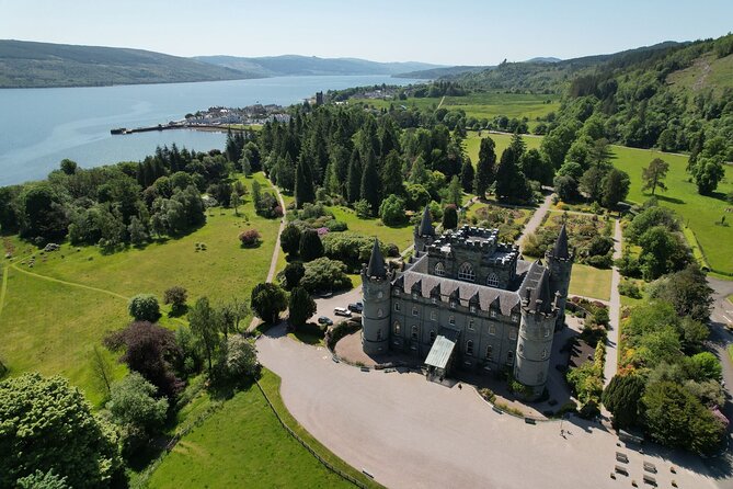 1 Day Castles, West Highlands and Loch Lomond Tour from Edinburgh - Tyndrum comfort stop: small break, big Highland mood reset