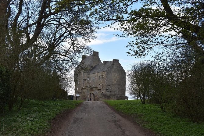 2-Day Outlander Experience Small Group Tour from Edinburgh - Day 1: Midhope Castle to Loch Ness, one big screen moment after another