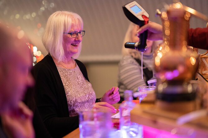 2 hour Gin School Experience in Aberdeen - Finishing Celebration: Berry Prosecco Cocktail