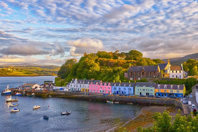 4-Day Isle of Skye and Highlands Small-Group Tour from Edinburgh - Day 1: Kelpies and The Helix, Loch Lomond, Kilin, then Glencoe