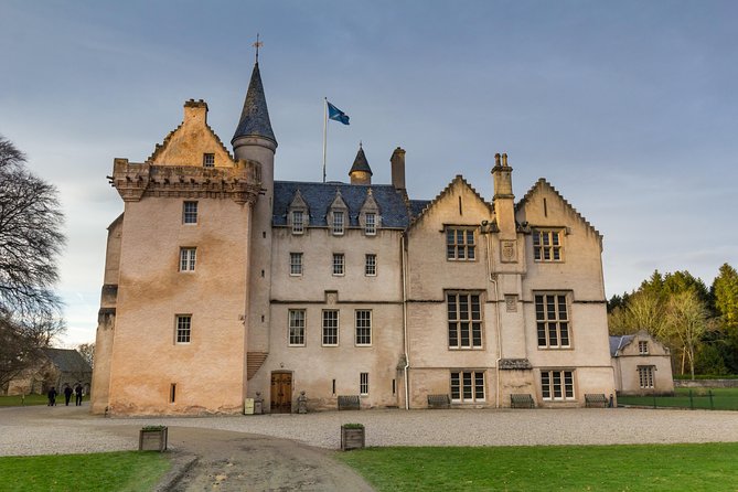 4-Day Scottish Castles Experience Small-Group Tour from Edinburgh - A small-coach Highlands cast that starts in Edinburgh