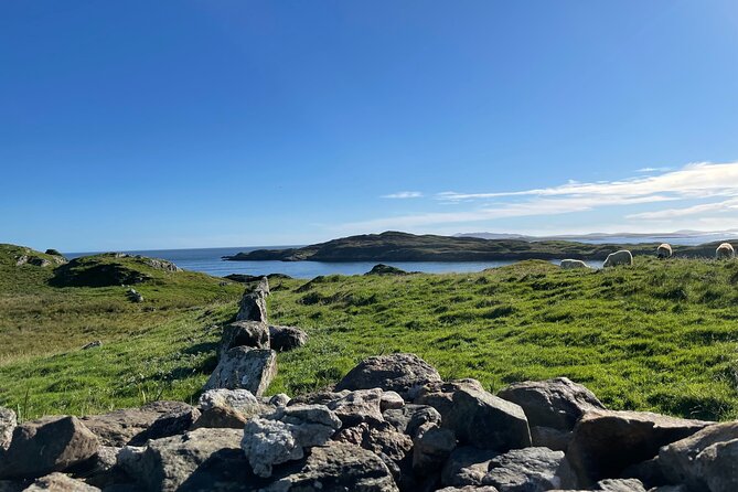 5-Day Hebrides and Highlands Tour from Edinburgh - Day 2: Ferry to the Isle of Lewis and the Arnol Blackhouse