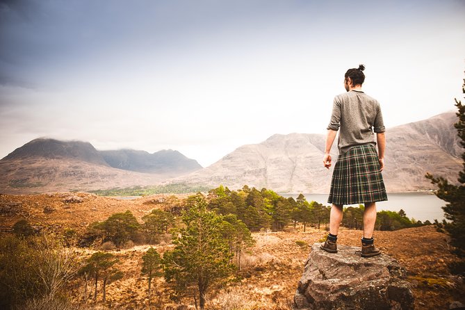 5-Day Highland Explorer and Isle of Skye Small-Group Tour from Edinburgh - Day 1: Dunkeld ruins and the Loch Broom landing at Ullapool