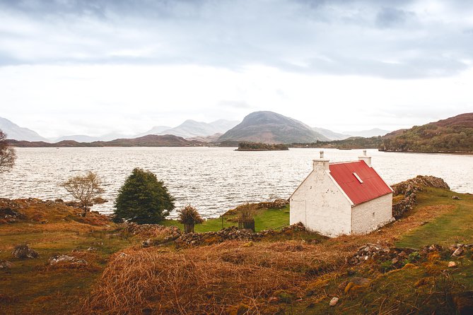5-Day Highland Explorer and Isle of Skye Small-Group Tour from Edinburgh - Day 5: Eilean Donan, Glencoe emotion, and back to Edinburgh