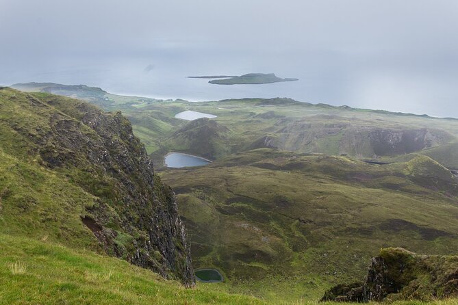 5 Day Private Bespoke Tour of Scotland - Day 4: Standing stones, Harris Tweed, and Arnol’s blackhouses