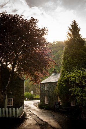 5-Day York, Lake District & Hadrian's Wall Tour from Edinburgh - Keswick and Derwentwater as your base: where the trip slows down just enough