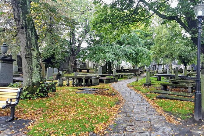 500 Years of Crime and Punishment: A Self-Guided Audio Tour - Key things that make this tour worth your time