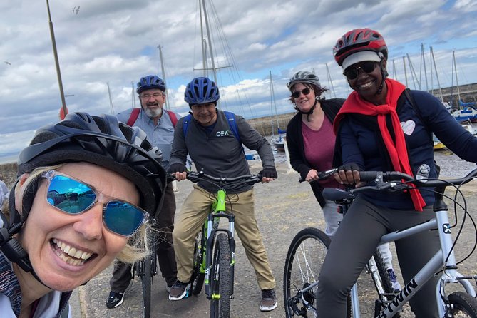 'A Wee Pedal's' Award-Winning Circular Cycle Tour of Edinburgh! - Pace and fitness: an easy-moderate ride if you can ride for 20 miles