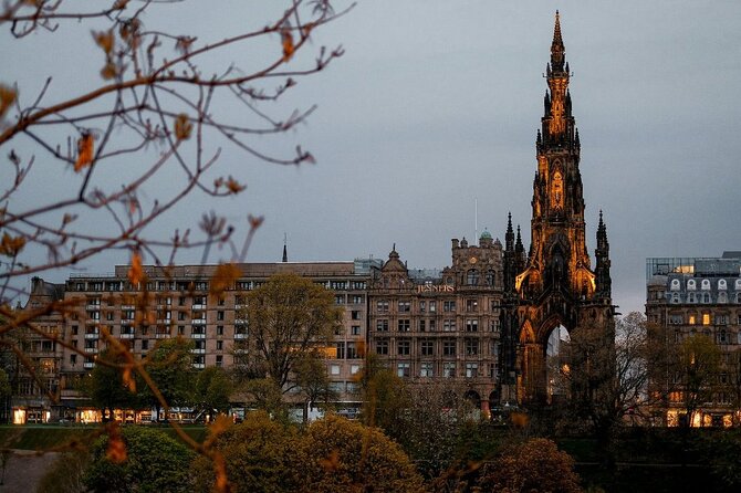 Amitylux Best of Private Edinburgh Walking Tour-3 Hours - Greyfriars Bobby again on Candlemaker Row