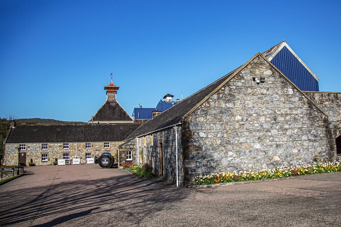 Best Scottish Whisky Distilleries Private Tasting Trip plus optional Castle Tour - Stop 1: Glenfiddich at a Family-Owned Single Malt Legend