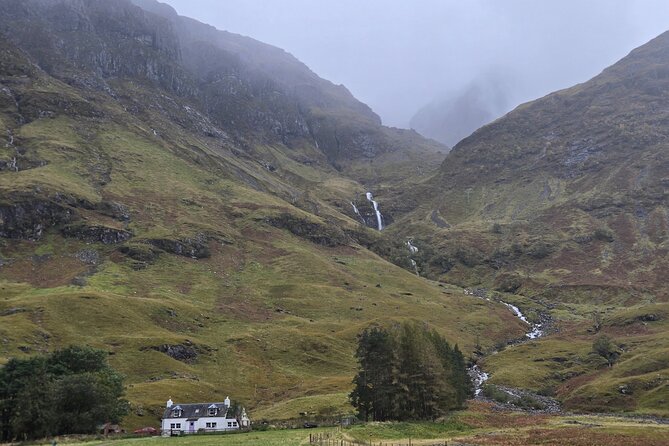 Braveheart Tour Mountains Lochs Castles and Battlefields - Kilmahog Hairy Coos, cow feeding, and the Loch Lubnaig photo break