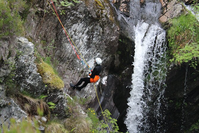 CANYONING in Laggan Canyon | Roybridge, Scotland - Canyoning in Laggan Canyon: what Roybridge really delivers