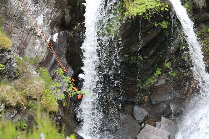 CANYONING in Laggan Canyon | Roybridge, Scotland - Meet Bonnie and Jen: the safety vibe that changes everything