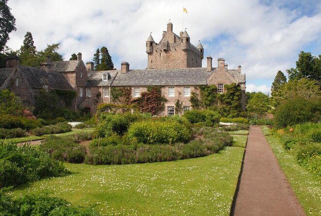 Cawdor Castle, Standing Stones, Culloden and Loch Ness - Key highlights to know before you go