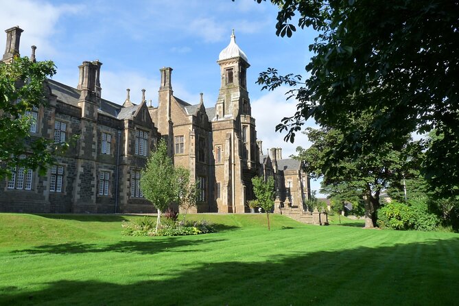 Clyde Coast Tours, see the stunning river Clyde and Argyll hills from Glasgow - Getting picked up in the Glasgow area, then staying out of transit chaos