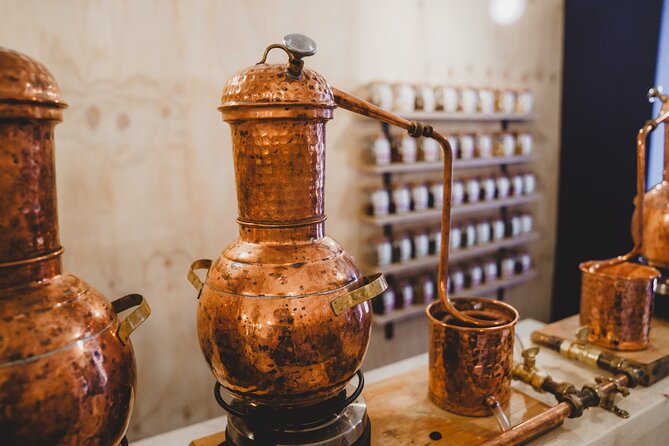 Craft Your Own Gin Experience in Stornoway - Meeting at Stornoway Distillers, then getting comfortable fast