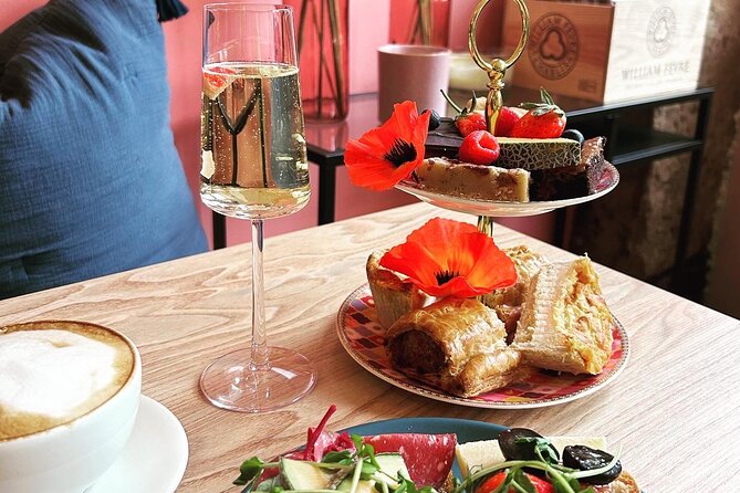Delightful Scottish Afternoon Tea Experience in Edinburgh - Why the Small Group (Max 10) Makes It Better