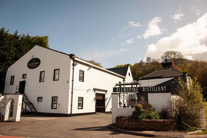 Discover Malt Whisky Day Tour Including Admissions from Edinburgh - What to expect at each stage, from bus to dram