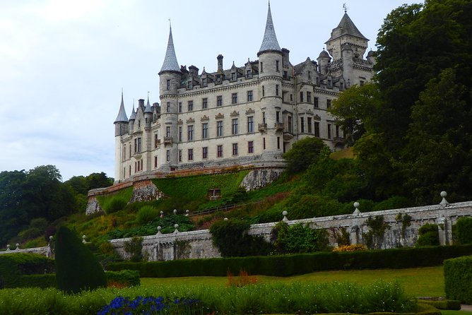 Dunrobin Castle and Glenmorangie Distillery - Local Private Tour - Dornoch Cathedral and Dornoch lunch: a calm break with real character