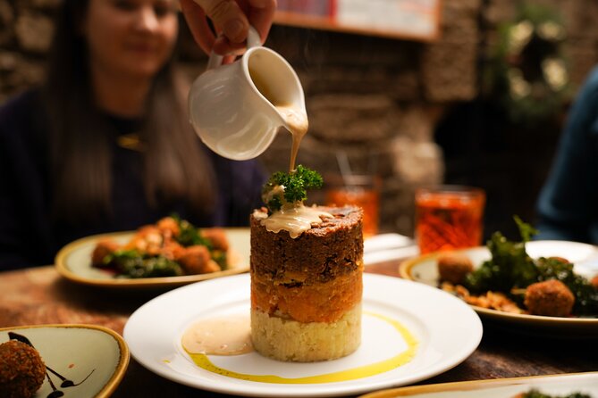 Eating Edinburgh: Old Town Food & Drinks Tour - Getting Oriented: The Start at St Andrew Square
