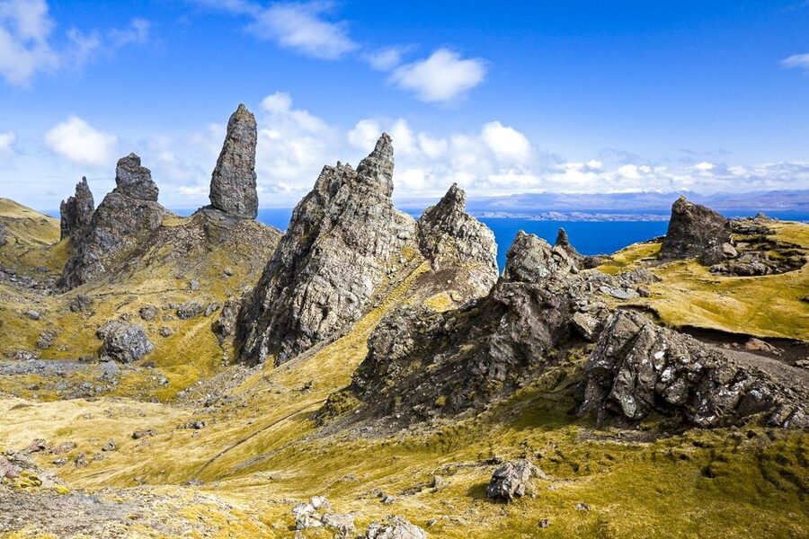 Edinburgh: 3-Day Isle of Skye, Highlands, and Loch Ness Tour - Glen Garry and the Five Sisters of Kintail: Quick, Scenic, and Worth It