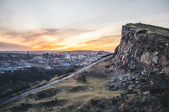 Edinburgh: Arthur's Seat Hike with Local Guide - Stop 1: Arthur’s Seat in Holyrood Park