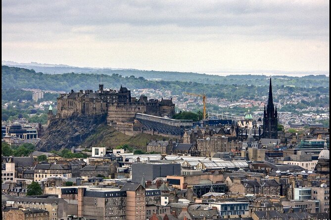 Edinburgh Castle Guided Tour - Tickets Included - Value check: does $51.32 make sense for this format?