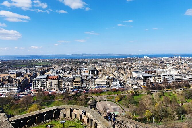 Edinburgh Castle Highlights Tour with Tickets, Map, and Guide - Royal Mile Meeting Point at the David Hume Statue
