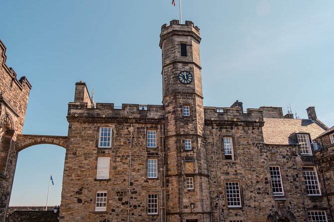 Edinburgh Castle Tickets & Tour - Local Scottish Guide In a Kilt - National War Memorial and Castle Views You’ll Actually Use