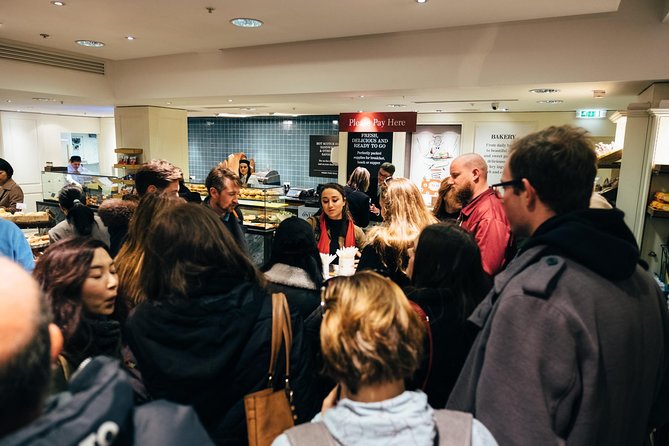 Edinburgh Cheese Crawl : Guided Food Tour - The Walk, the Stops, and the Outdoor Reality