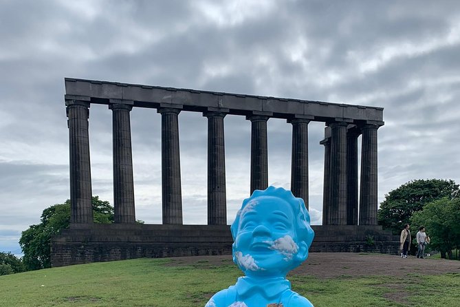 Edinburgh City Centre Private and Personal Half Day Driving Tour - Landmarks On The Route: Castle And Holyrood House Stories