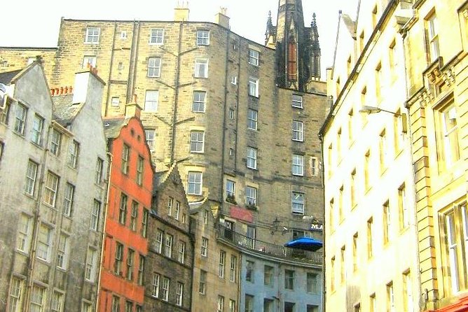 Edinburgh City Walking Tour, Discover Old Town, Royal Mile with a Local Expert! - Street levels and city walls: why this walk feels different