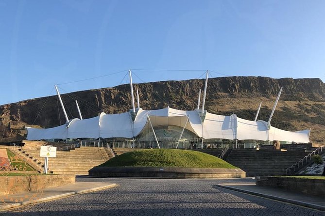 Edinburgh Full-Day Guided Private Tour in a Premium Minivan - Old Town and the Royal Mile: Black Death to the Royal story spine