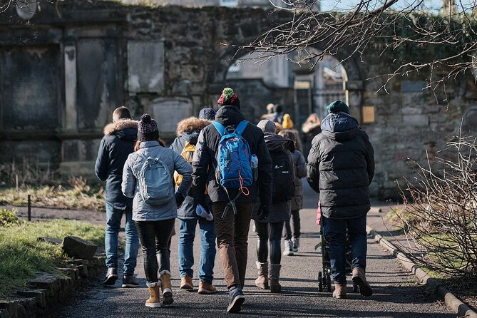 Edinburgh Full Day Walking Tour with Castle Included -Small Group - St Giles, the Heart of Midlothian, and the Medieval street web