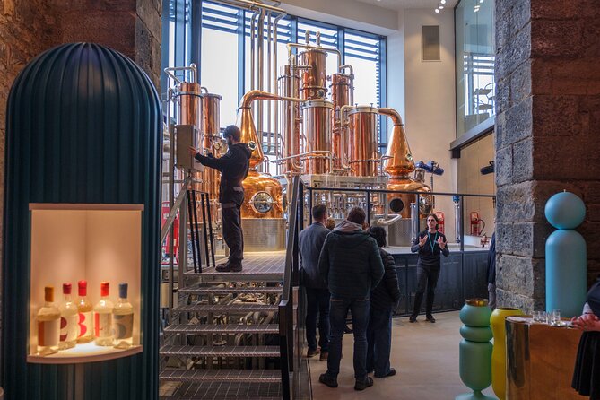 Edinburgh Gin Aroma Alchemy Gin Tasting Masterclass - Finding the Edinburgh Gin Distillery, then settling into the schedule