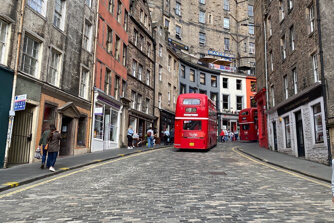 Edinburgh Half Day Guided Private Tour in a Premium Minivan - Premium minivan comfort and how it changes the pace