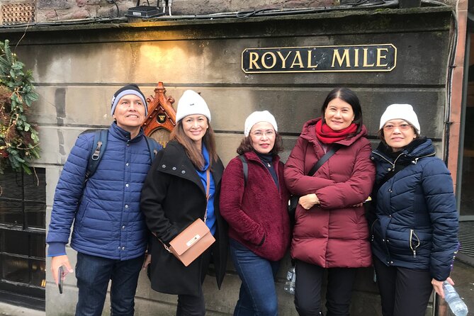 Edinburgh Highlights & Hidden Gems: Private Tour with a Local - Old Town Strolls With Whisky Sampling in Quaint Pubs