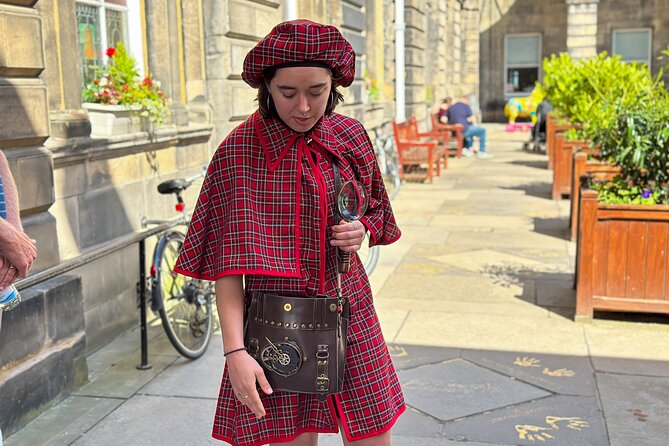 Edinburgh Historical Gems Tour with Whisky & Local Flavours - Price and value: why $55.24 can make sense for 2 hours