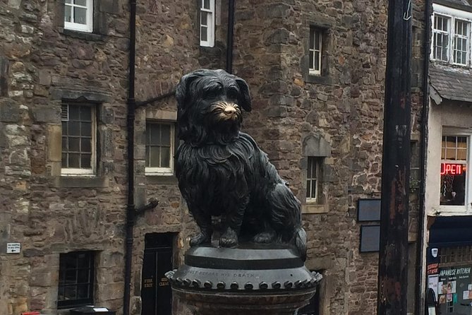 Edinburgh: History Lovers Old Town Walking Tour - Grassmarket: old pubs, hangings, and the best Castle view