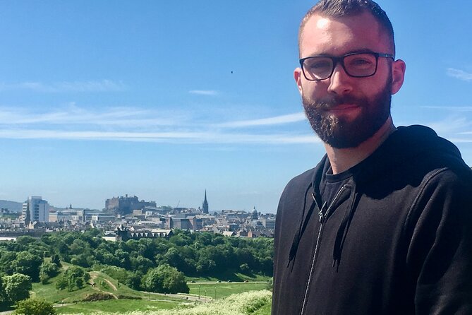 Edinburgh Like a Local: Private & Personalized Experience (3 hrs) - Scott Monument: a skyline landmark you can read