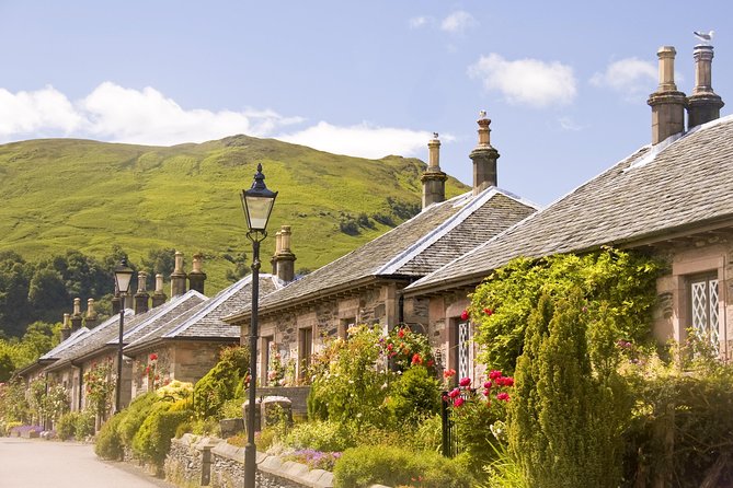 Edinburgh: Loch Lomond, Stirling Castle and the Kelpies Day Tour - Stirling Castle: The Main Event, With Extra Ticket Decision