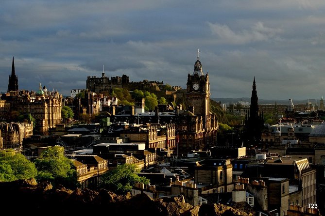 Edinburgh - Old Town Stories - Mercat Cross and the 1824 Great Fire: how Edinburgh remade itself