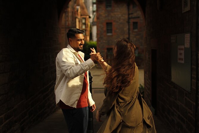 Edinburgh Photo Shoot - capture your memories ! - Victoria Street finish and the built-in surprise