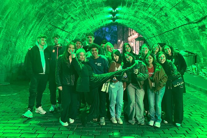 Edinburgh Pub Crawl Free Shots and VIP Entry - Why This Edinburgh Pub Crawl Feels Different at Night