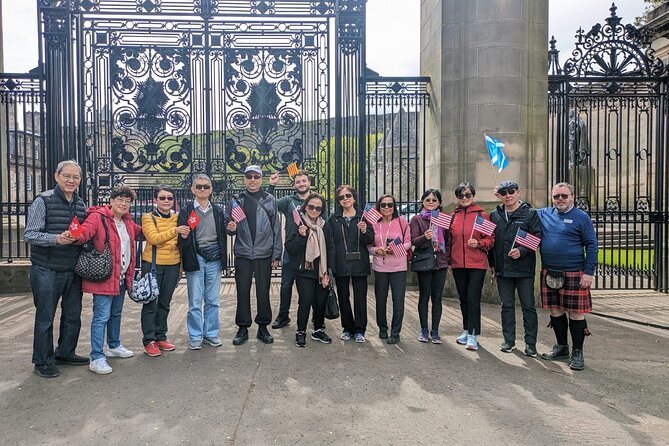 Edinburgh Shore Excursion: City Tour and Royal Yacht Britannia - Edinburgh Castle: the 2.5-hour anchor stop