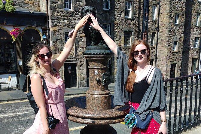 Edinburgh: The People's Story - Private Walking Tour - Mercat Cross, Markets, and the Unicorn Story