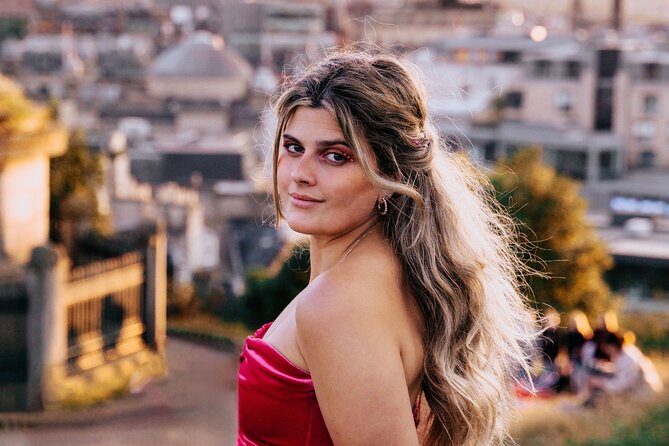 Elegant Professional Private Photoshoot Tour in Edinburgh - Timing, walking level, and what to wear