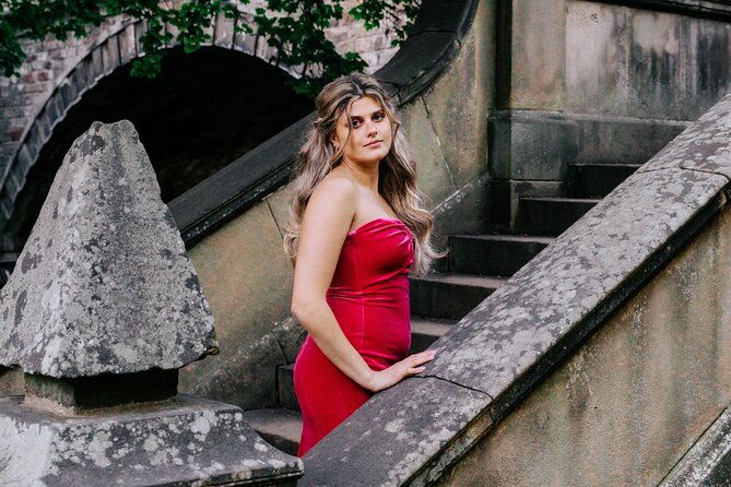 Enchanted Professional Private Photoshoot Tour in Edinburgh - Price and value: who should pay $178.25 for this?