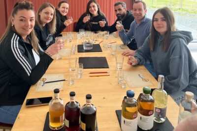 English Speaking Homestay Exploring Edinburgh and National Parks