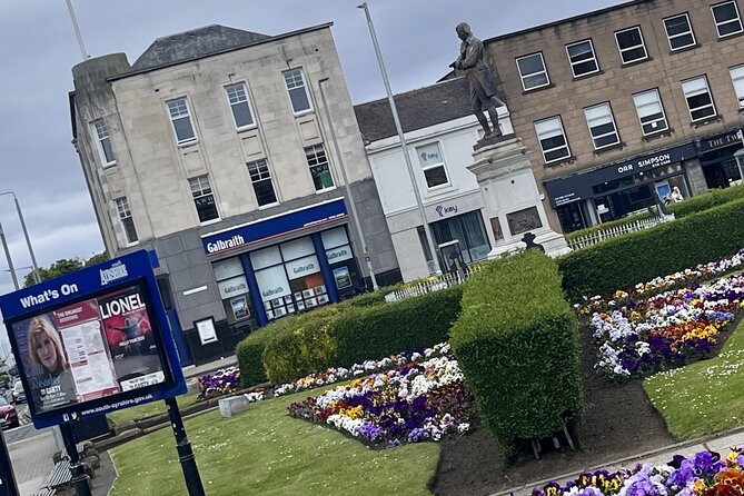 Escape Burns' Hame Toun: Outdoor Puzzle Game in Ayr - How the app works, and the one thing you must not skip